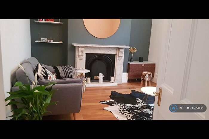 1 Bedroom Flat To Rent In Widmore Road, Bromley, BR1