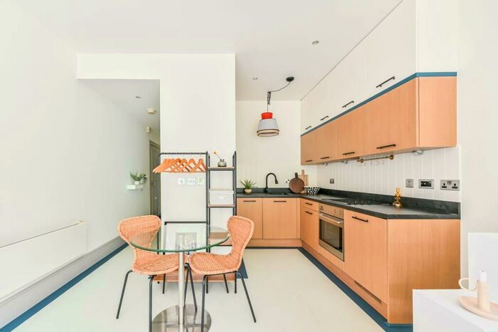 Studio To Rent In Oswald Building, Chelsea Bridge Wharf, Battersea Park, London, SW11