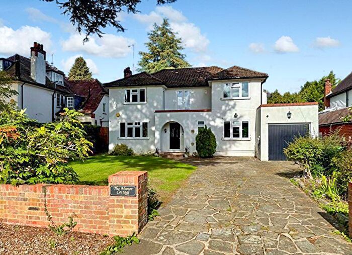 4 Bedroom House For Sale In Broomfield Park, Ascot, SL5