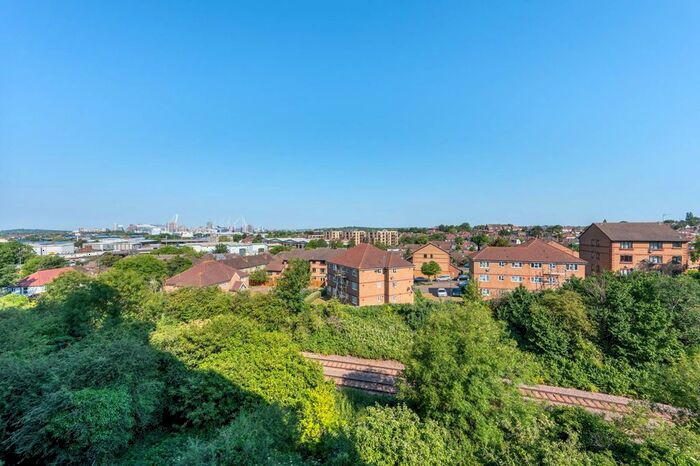 2 Bedroom Flat To Rent In Dollis Hill, Dollis Hill, London, NW10