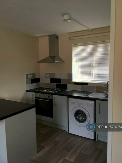 1 Bedroom Flat To Rent In Heronbridge Close, Westlea, Swindon, SN5