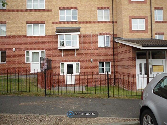 1 Bedroom Flat To Rent In Princes Gate, High Wycombe, HP13