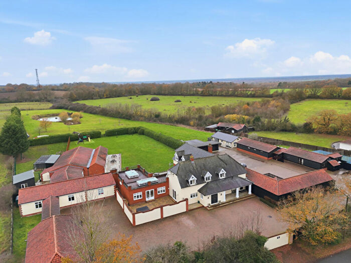 10 Bedroom Detached House For Sale In Priory Road, Tiptree, CO5