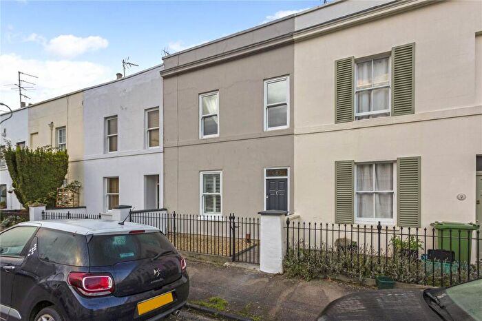 3 Bedroom Terraced House To Rent In Lypiatt Street, Cheltenham, Gloucestershire, GL50
