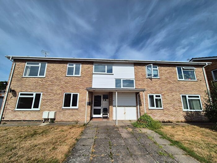 2 Bedroom Flat For Sale In Jennings Way, Diss, Norfolk, IP22