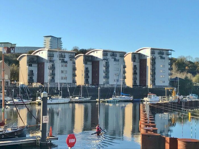 2 Bedroom Apartment To Rent In Ty Westonia, CF64