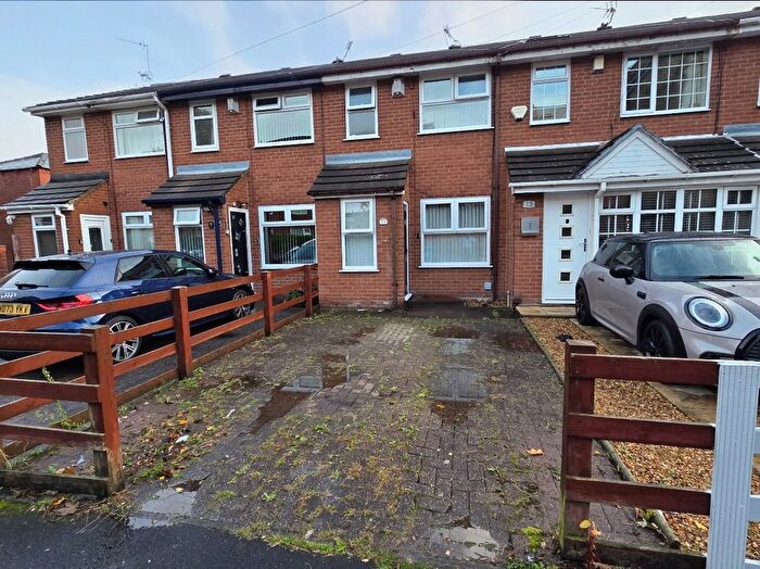 2 Bedroom Terraced House For Sale In Montreal Street, Hathershaw, Oldham, OL8