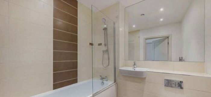 1 Bedroom Flat To Rent In Brennan House, High Road Leyton, London, London, E10