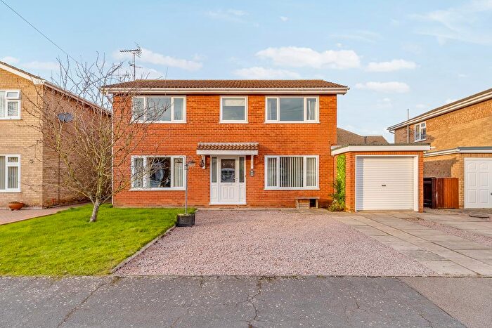 4 Bedroom Detached House For Sale In Mountbatten Avenue, Pinchbeck, Spalding, PE11