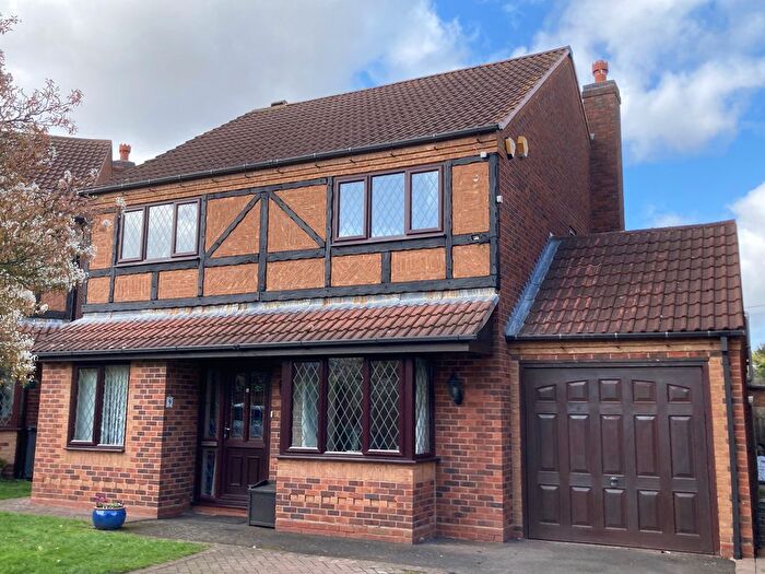 4 Bedroom Detached House For Sale In Walkers Way, Coleshill, Birmingham, B46
