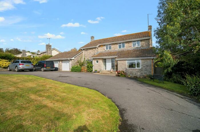 5 Bedroom Detached House To Rent In Buckland Ripers, DT3