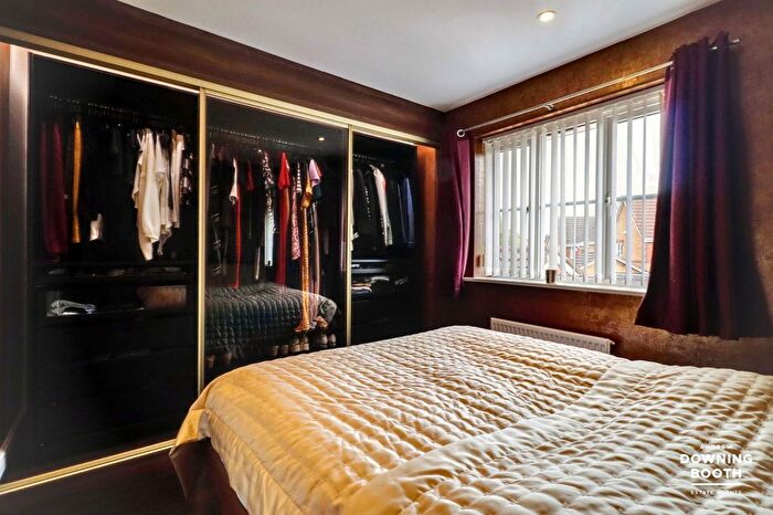 2 Bedroom Semi-Detached House For Sale In Kenilworth Crescent, Cavendish Park, Walsall, WS2