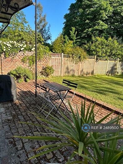 2 Bedroom Flat To Rent In Greville Road, London, NW6