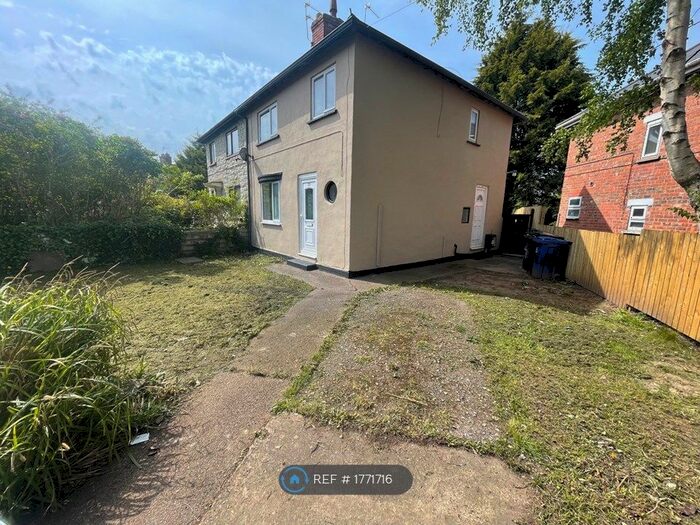 3 Bedroom Semi-Detached House To Rent In High Hazel Road, Moorends, Doncaster, DN8