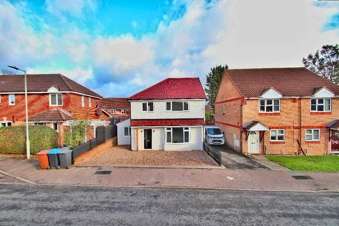 4 Bedroom Detached House To Rent In Piggotts Way, Thorley, Bishop's Stortford, CM23