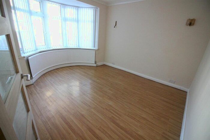 4 Bedroom Terraced House To Rent In Windermere Road, Southall, UB1
