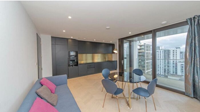 2 Bedroom Flat To Rent In Tidemill Square, London, SE10