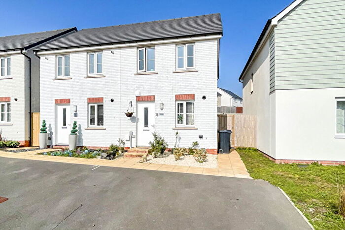 2 Bedroom Semi-Detached House For Sale In Hawkins Lea, Treledan, Saltash, PL12