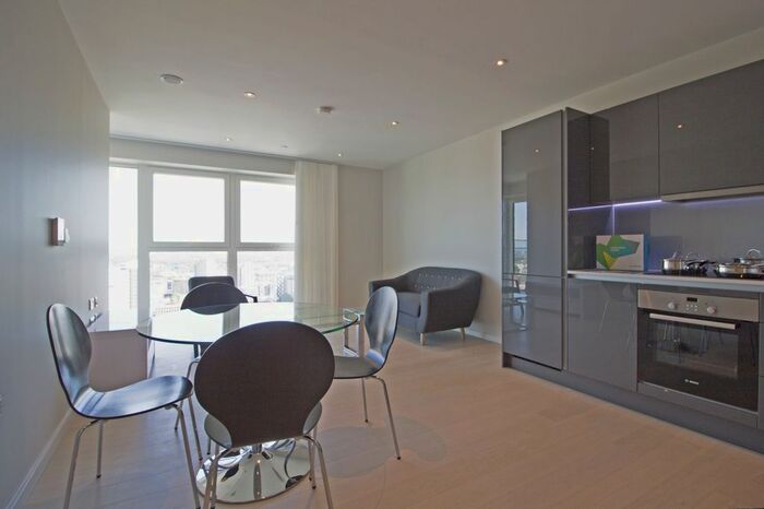 1 Bedroom Flat To Rent In Glasshouse Gardens, Stratford, London, E20