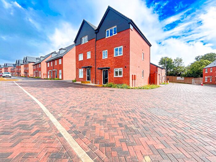 3 Bedroom Semi-Detached House To Rent In Sedge Close, Harpole, Northampton, North Northamptonshire, NN7