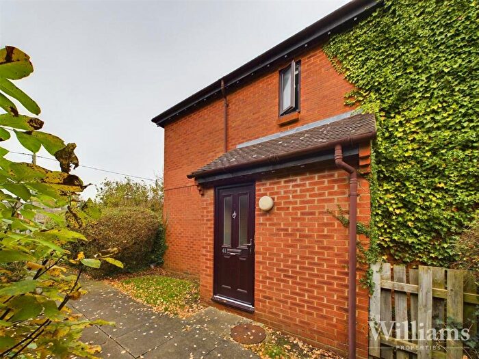 2 Bedroom Apartment To Rent In Plested Court, Stoke Mandeville, HP22