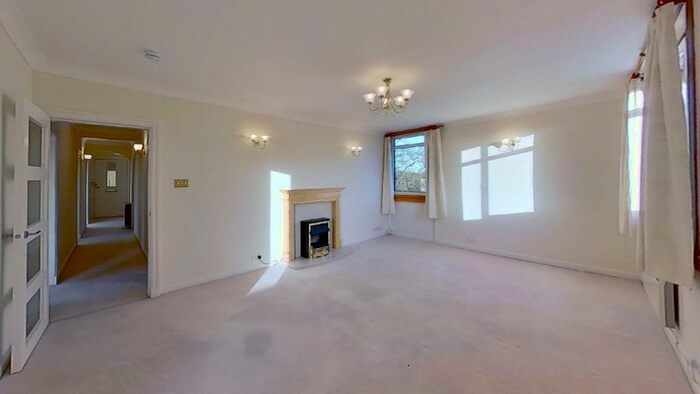 3 Bedroom Flat To Rent In Braehead Park, Edinburgh, Midlothian, EH4