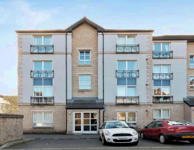 2 Bedroom Flat To Rent In , Cadiz Street, Edinburgh, EH6