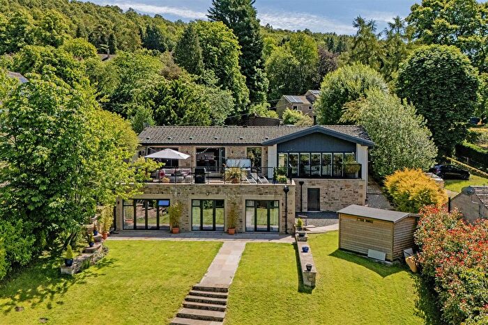 3 Bedroom Detached House For Sale In Maynard Road, Grindleford, Hope Valley, S32