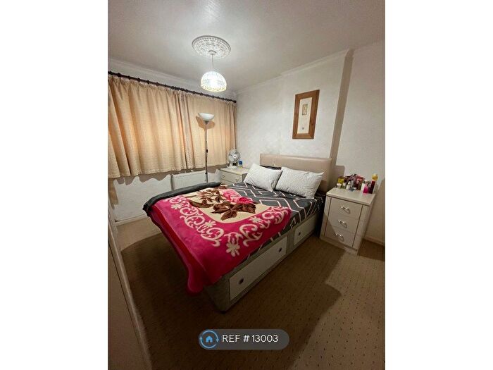 3 Bedroom Terraced House To Rent In Rowley View, West Bromwich, B70