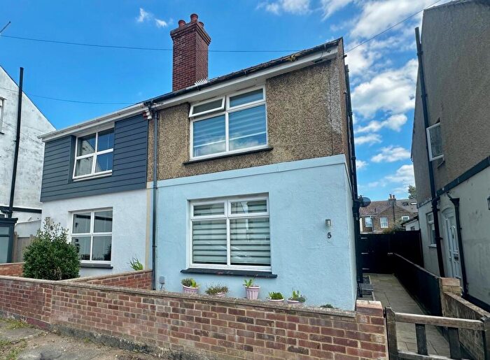 3 Bedroom Semi Detached House For Sale In Havelock Road, Walmer, Deal, CT14