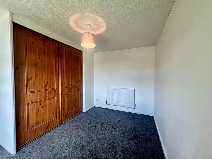 1 Bedroom Flat To Rent In Belle Vue Court, Leeds, LS3