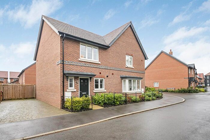 2 Bedroom Terraced House To Rent In Long Dean, Rotherfield Greys, Henley-On-Thames, RG9