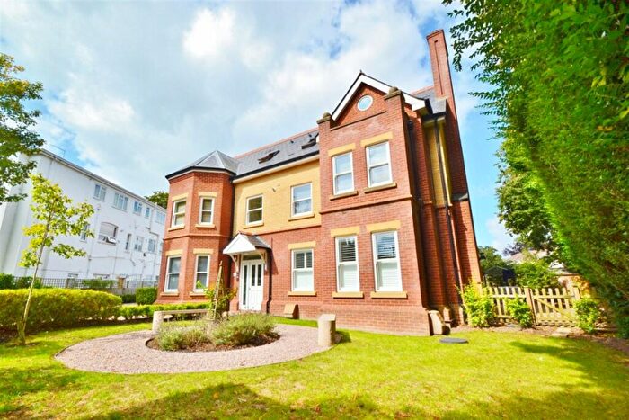 2 Bedroom Flat To Rent In Bournemouth, BH1