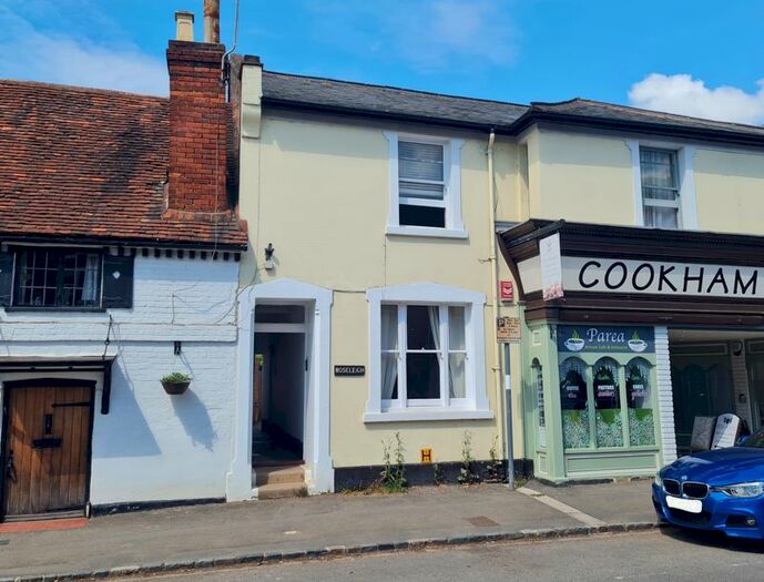 2 Bedroom Flat To Rent In High Street, Cookham, Maidenhead SL6