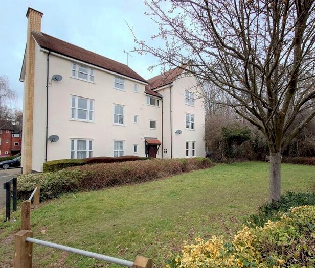 2 Bedroom Flat To Rent In Tannery Drive, Bury St. Edmunds, IP33