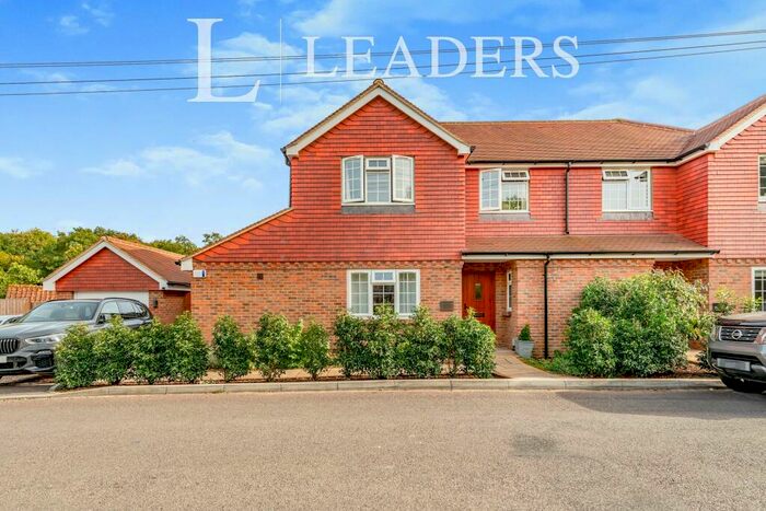 3 Bedroom End Of Terrace House To Rent In Friday Street, Rusper, RH12