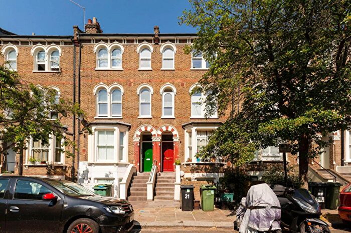 1 Bedroom Flat To Rent In Lowfield Road, London, NW6