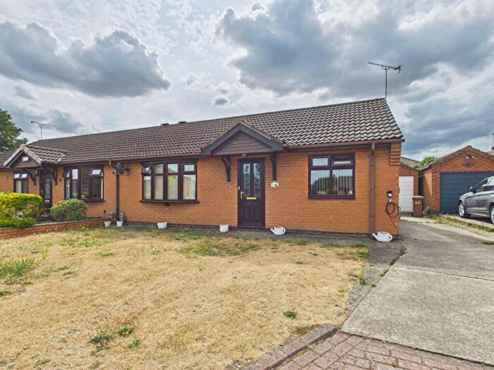 2 Bedroom Semi-Detached Bungalow For Sale In Nursery Close, Scunthorpe, DN17
