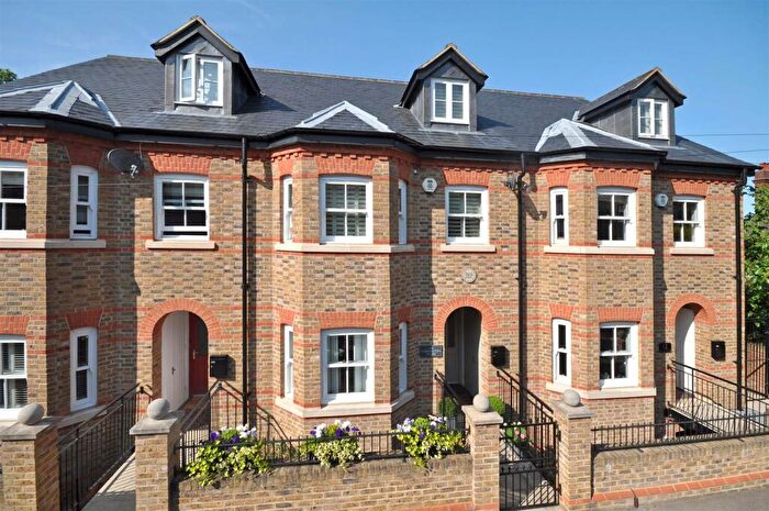 4 Bedroom Town House To Rent In Torrington Road, Berkhamsted, HP4