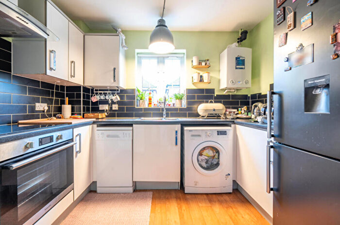 3 Bedroom Terraced House For Sale In Teeswater, Buckingham, MK18