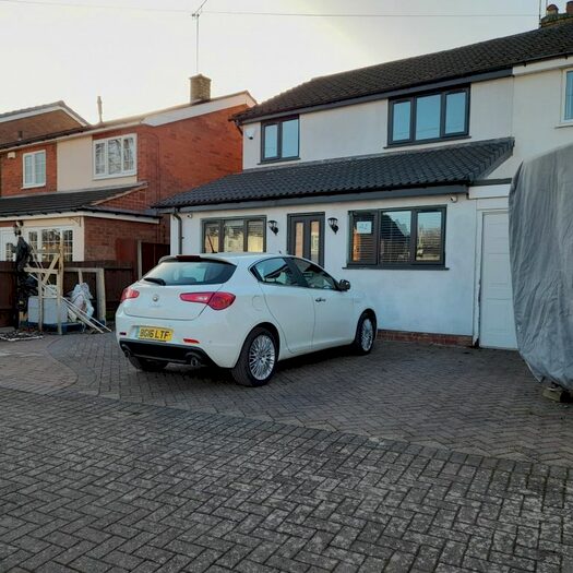 3 Bedroom Semi-Detached House To Rent In Edgecombe Road, Hall Green, B28