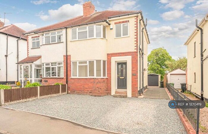 3 Bedroom Semi-Detached House To Rent In Mount Pleasant, Kingswinford, DY6