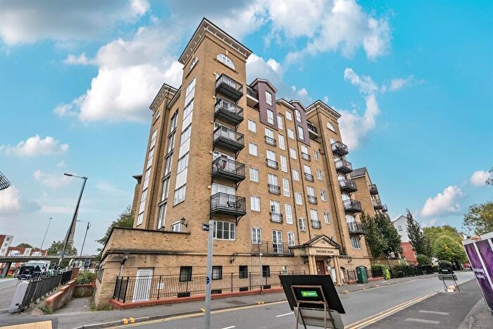 2 Bedroom Apartment To Rent In Riverside House, Fobney Street, Reading, RG1