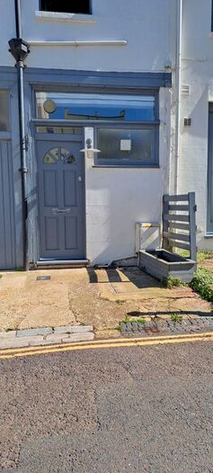 Studio To Rent In Brunswick Street West, Hove, BN3