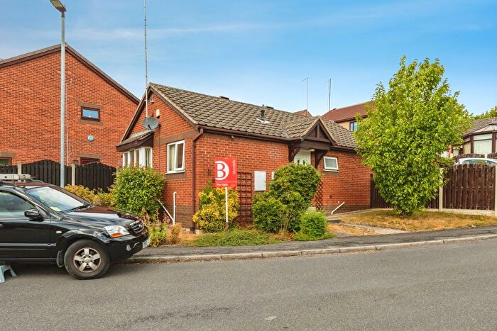 2 Bedroom Bungalow For Sale In Fenton Fields, Rotherham, South Yorkshire, S61