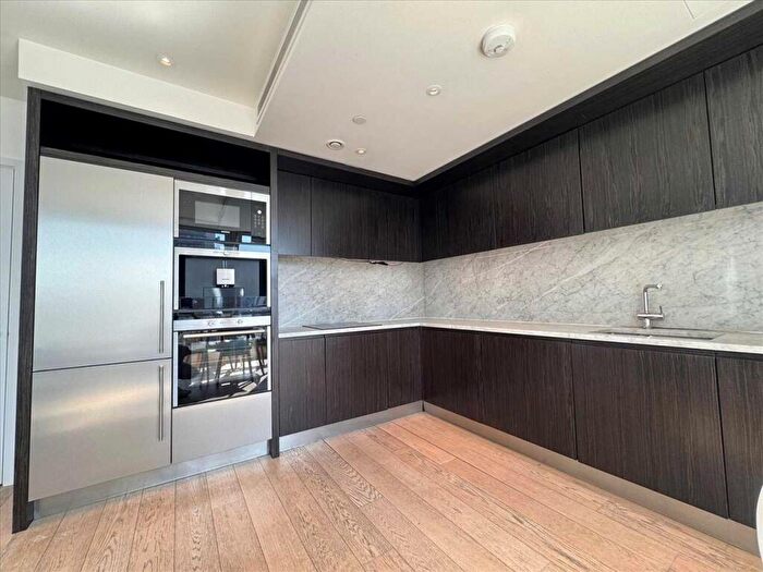 2 Bedroom Apartment To Rent In Columbia Tower, Tower Hamlets, London, E14