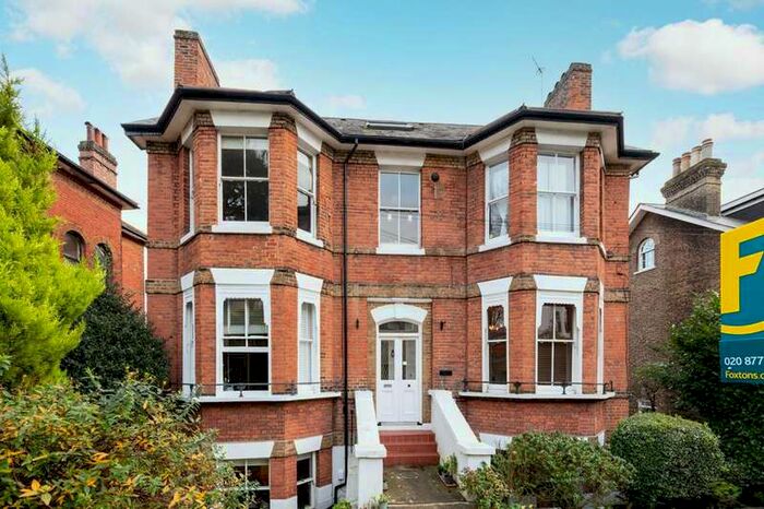 1 Bedroom Flat To Rent In Cintra Park, Crystal Palace, SE19