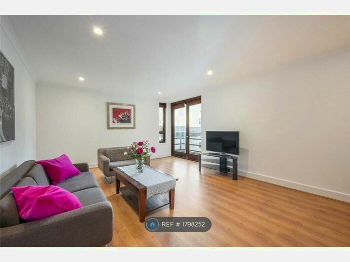 2 Bedroom Flat To Rent In Duke Shore Wharf, London, E14
