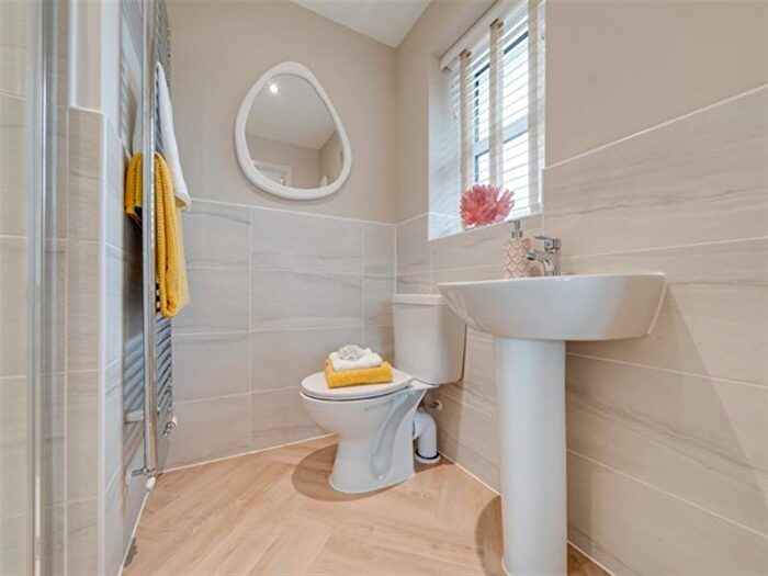 3 Bedroom Semi Detached House For Sale In Farleigh Road, Backwell, Bristol, BS48