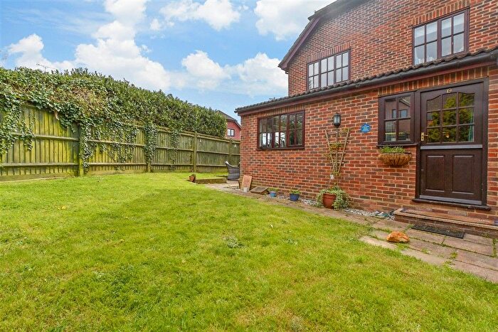 4 Bedroom Detached House For Sale In Jarvis Place, St Michaels, Tenterden, Kent, TN30